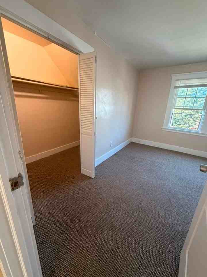 64 Ellsworth Ave - Photo 5 of 9