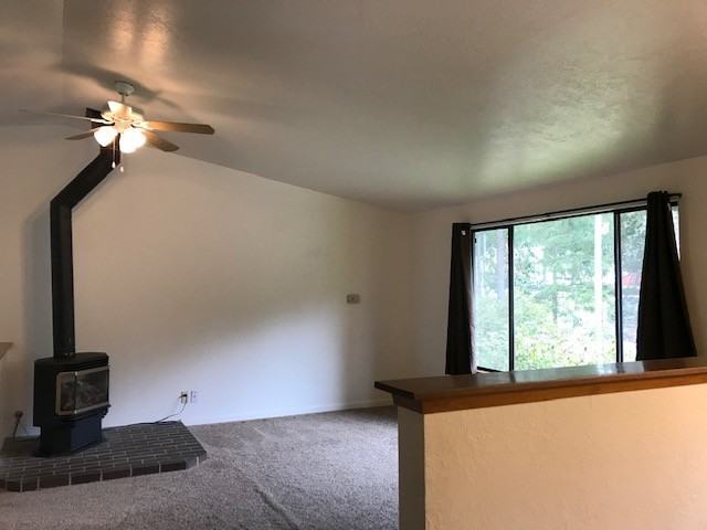 1585 Nw Palmer Ln - Photo 2 of 18