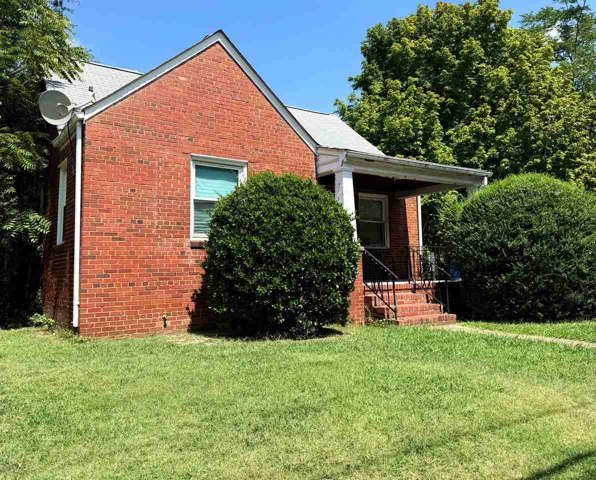 1312 Williamsburg Rd - Photo 2 of 2