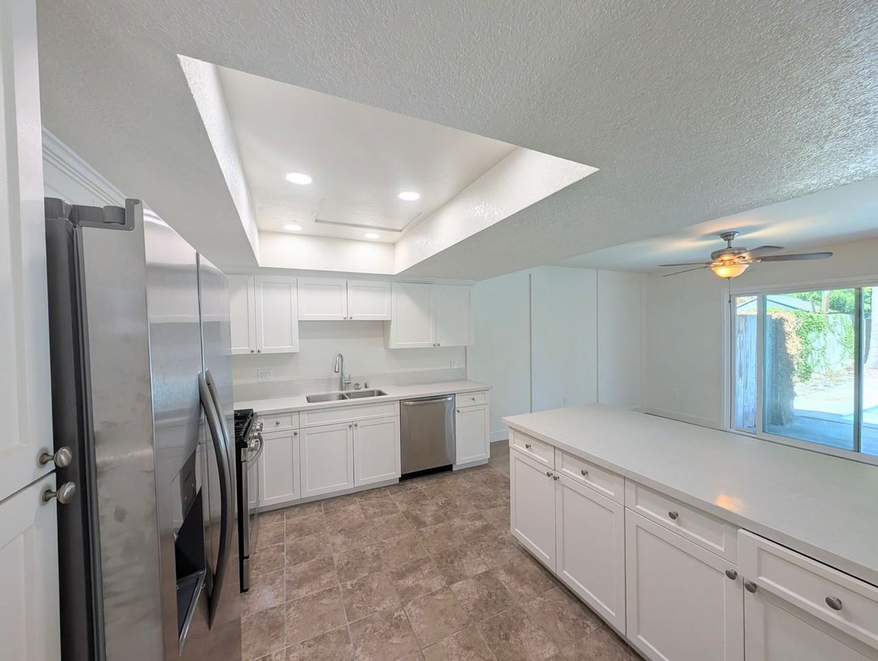 2608 Luciernaga St - Photo 5 of 15