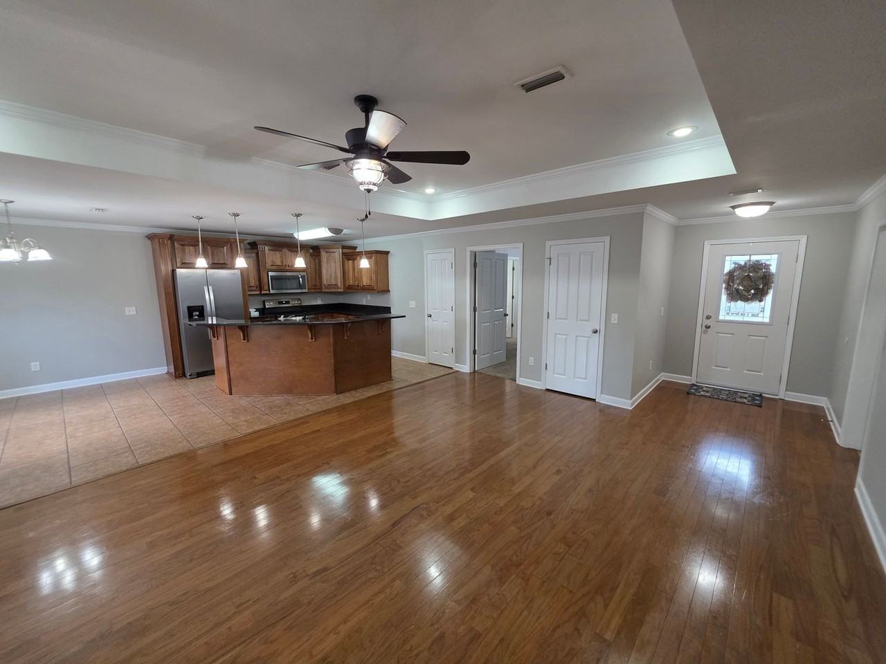 107 Camellia Dr - Photo 4 of 17
