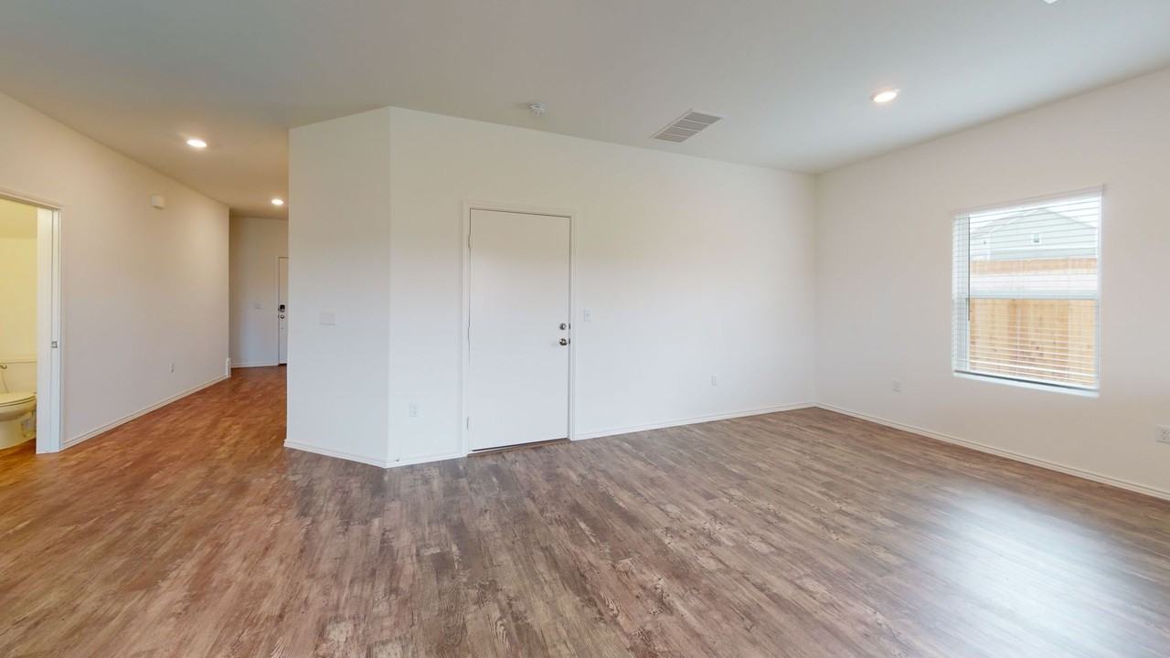 15401 Solstice Cv - Photo 6 of 20