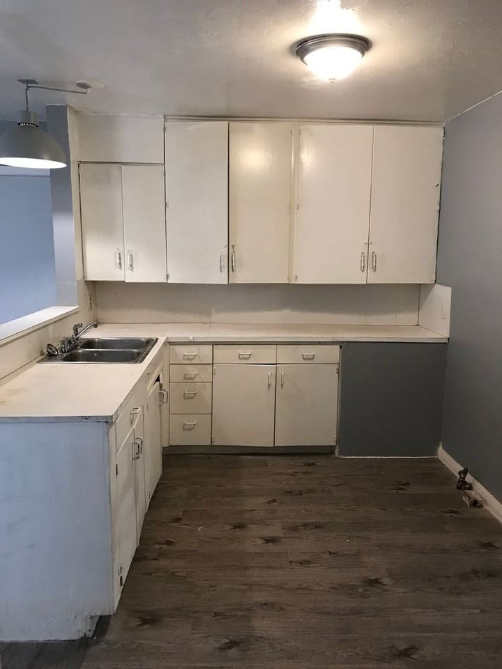 1520 36th St - Photo 5 of 12