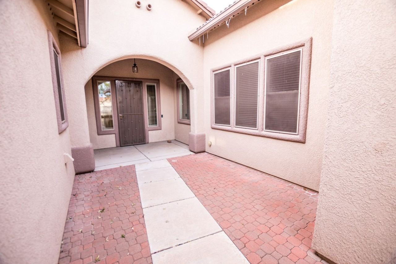 1604 Laguna Nigel Dr - Photo 4 of 50