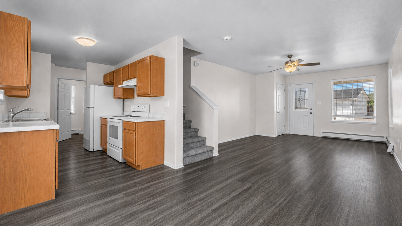 2841 Morningside Ct - Photo 2 of 13
