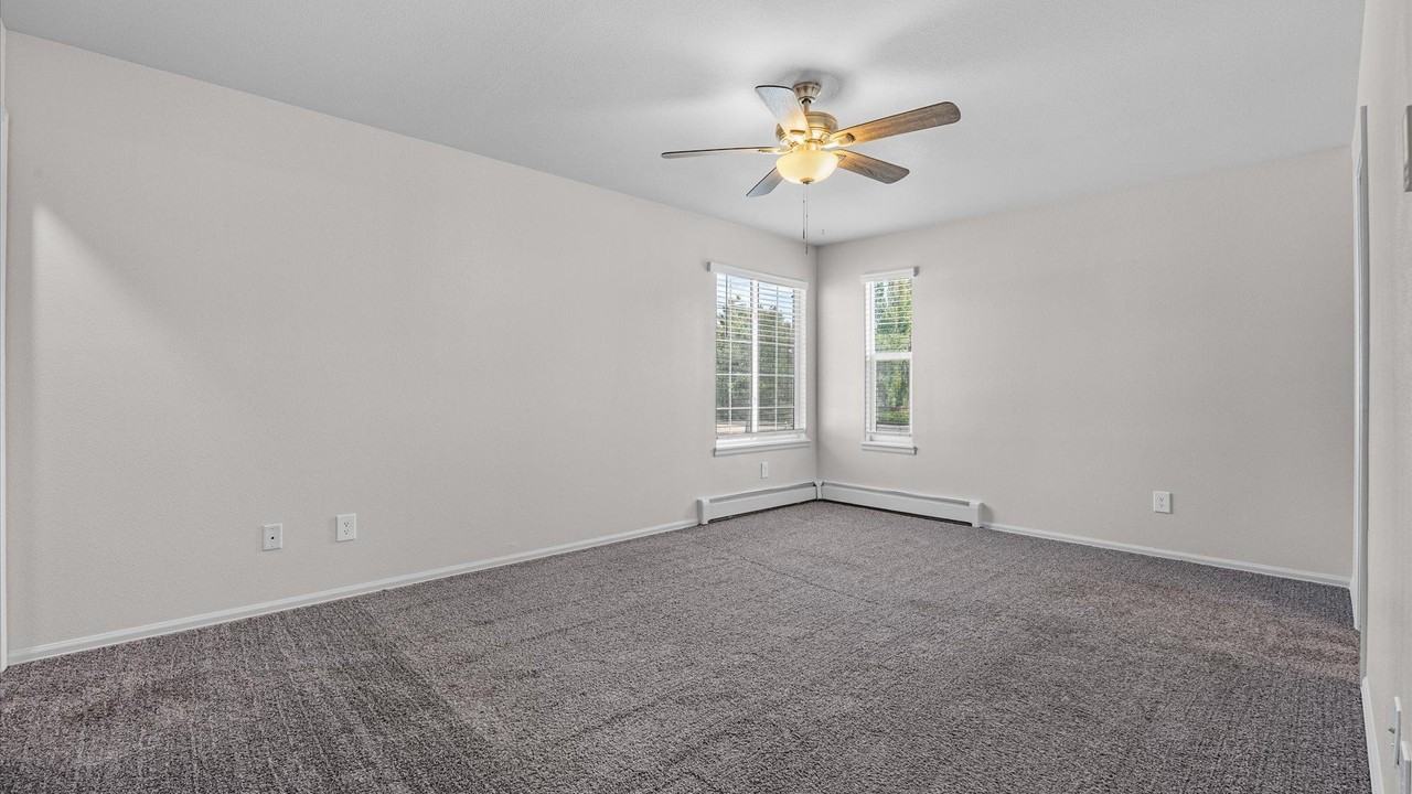 2841 Morningside Ct - Photo 4 of 13