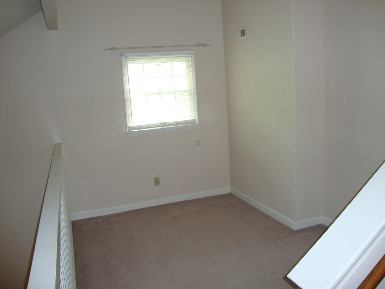 703 Todd Trl - Photo 7 of 11