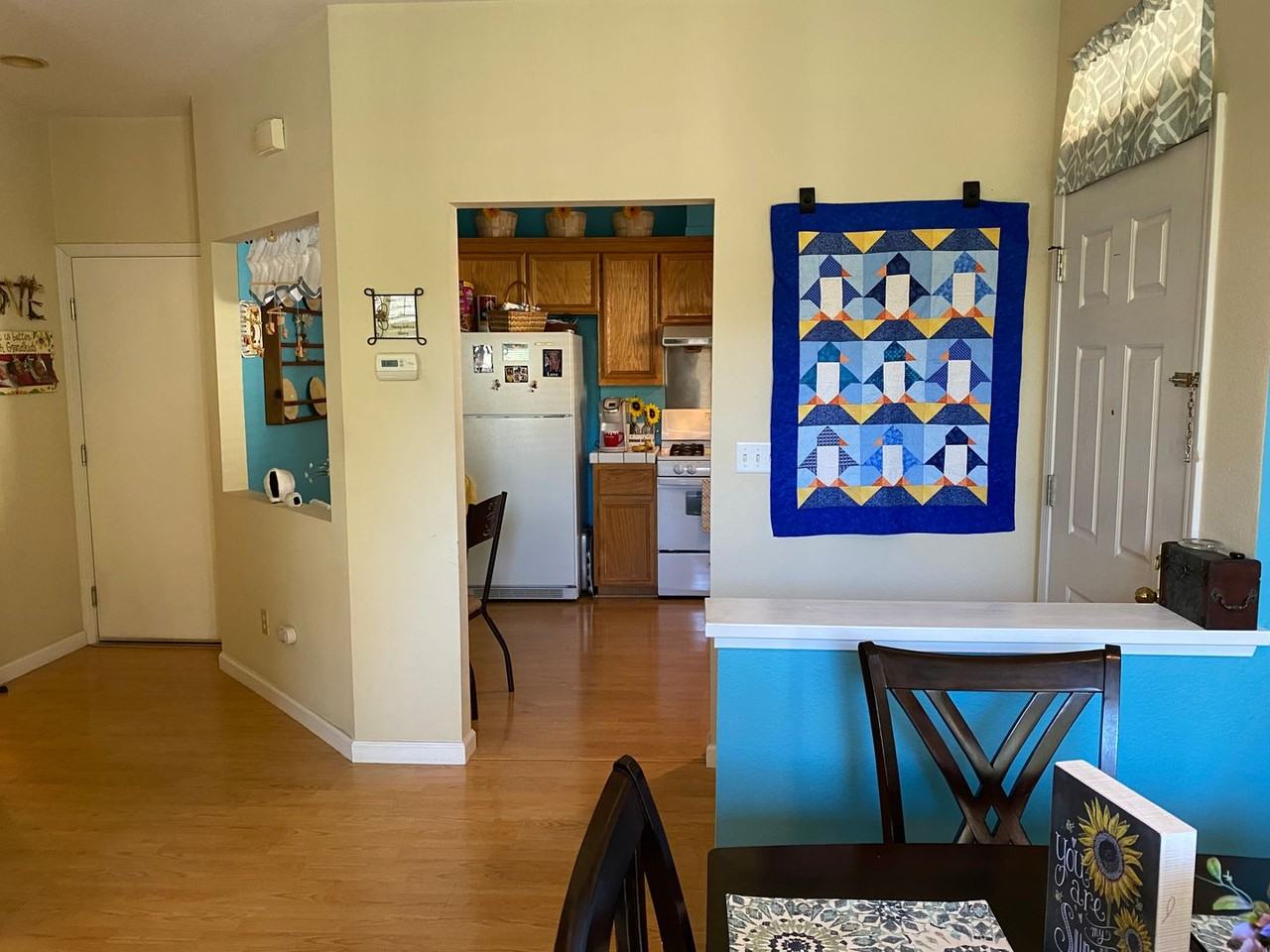 348 Powerscourt Way - Photo 6 of 20