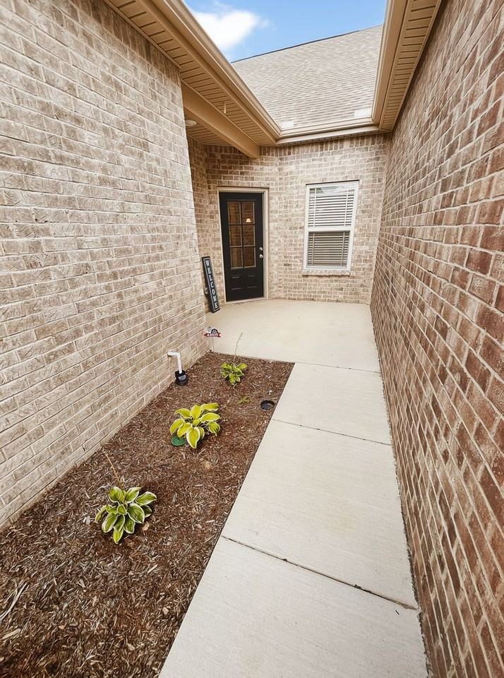 1688 Foston Ln - Photo 2 of 28