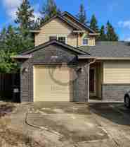 Duplex- Canby #2022-1215 - Photo 1 of 1
