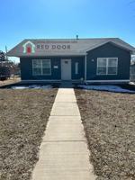 featured image of 1012 8th Ave N