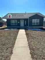 1012 8th Ave N - Photo 1 of 1