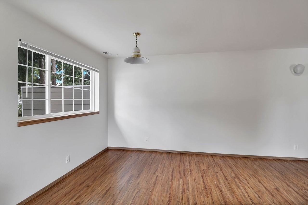 676 Nw Paragon Pl #1 - Photo 5 of 13