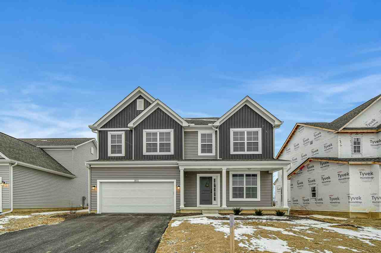 3832 Eagles Landing Dr - Photo 2 of 31
