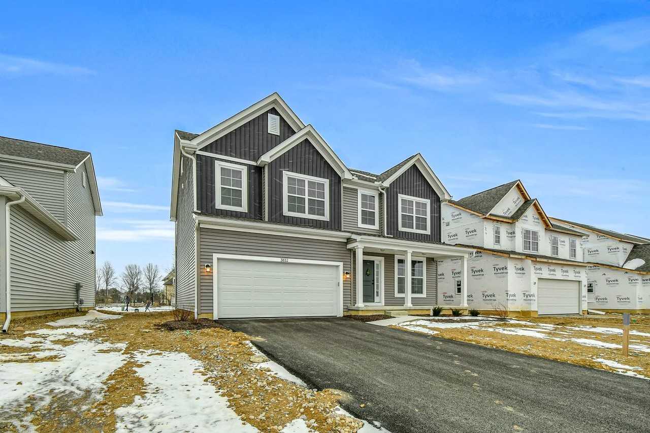 3832 Eagles Landing Dr - Photo 4 of 31