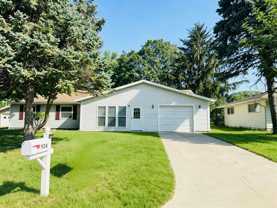 924 Princess Dr - Photo 1 of 1