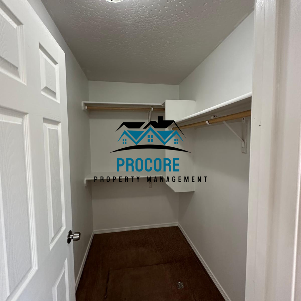 2313 W Grouse Ave - Photo 7 of 31