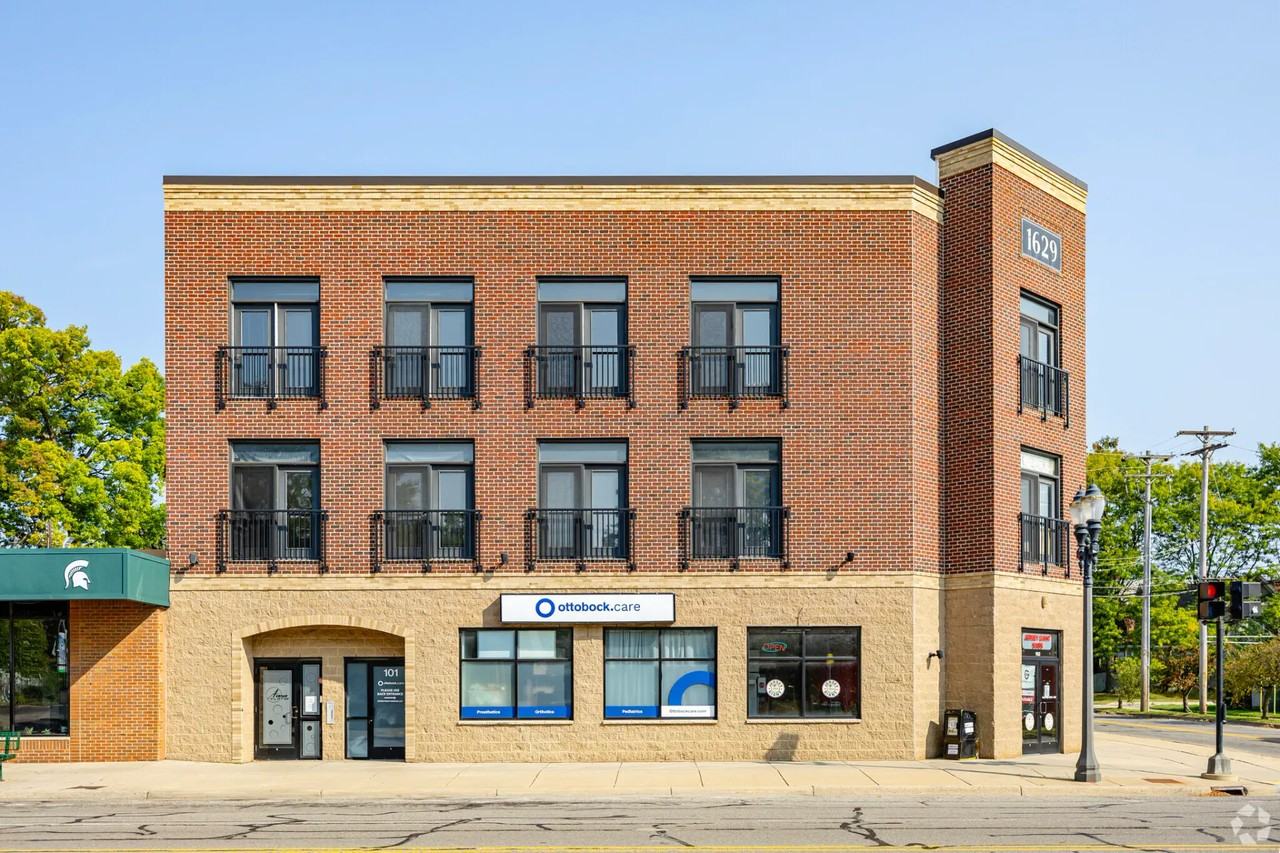 Avenue Flats - Photo 2 of 3