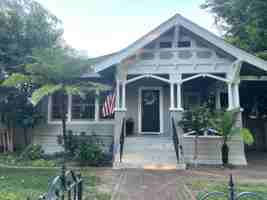 featured image of 308 W Walnut St
