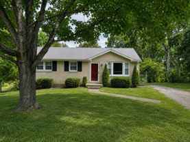206 Paddock Rd - Photo 1 of 1