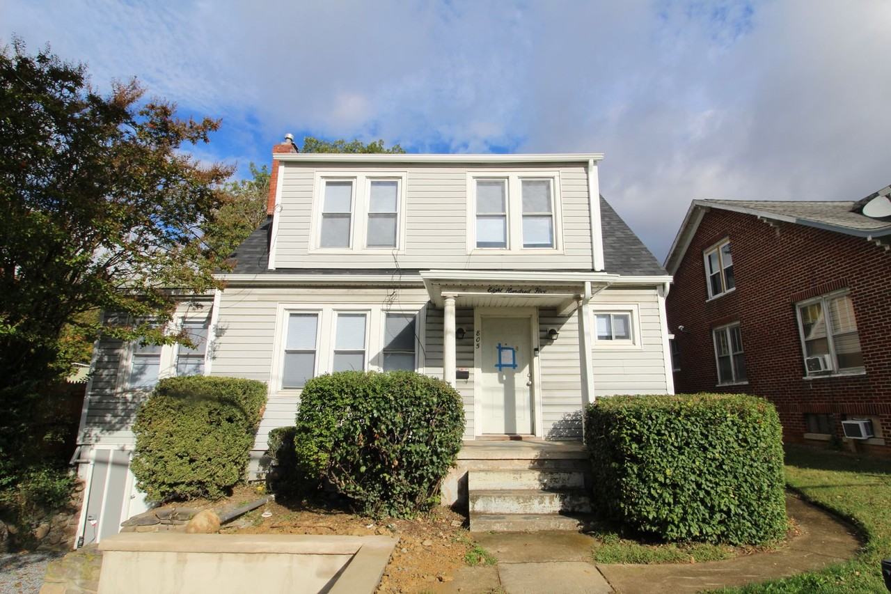 805 S High St - Photo 2 of 39