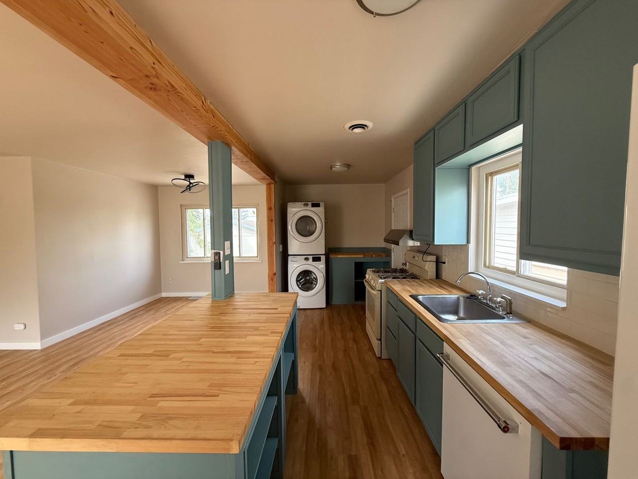 1745 W Virginia Ave - Photo 3 of 14