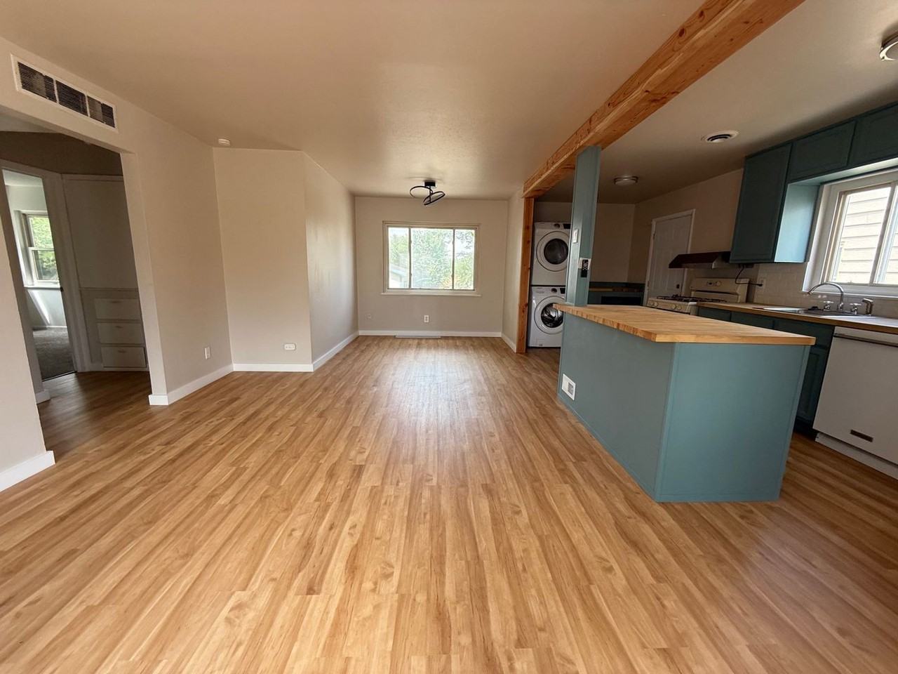 1745 W Virginia Ave - Photo 5 of 14