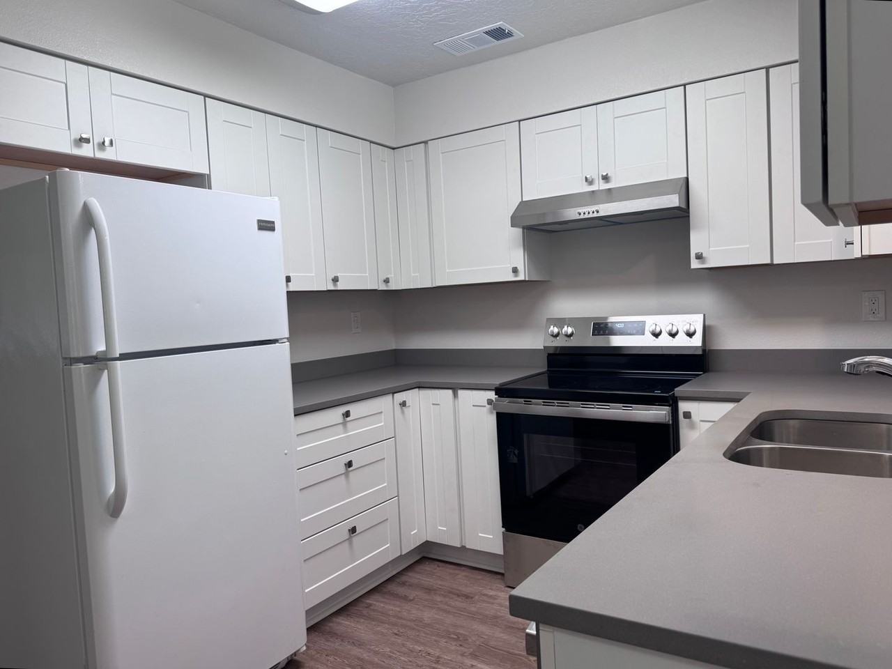 11628 Nambe Ave Ne - Photo 3 of 19