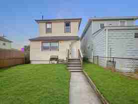 704 N Michigan Ave - Photo 1 of 1