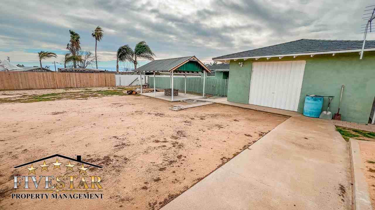 709 Park Dr - Photo 7 of 40