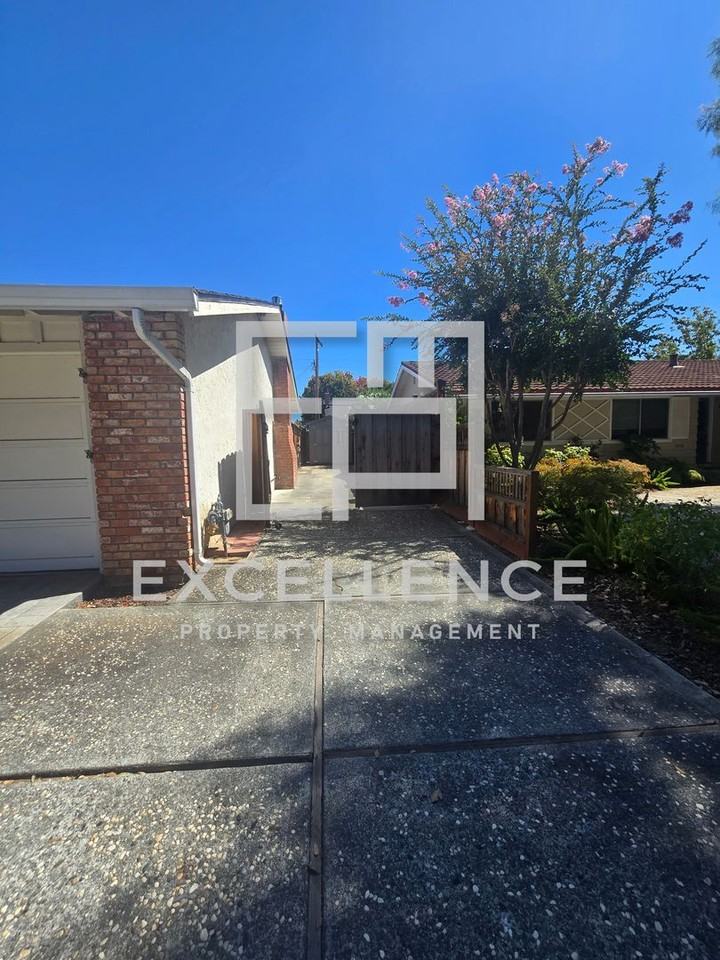 1612 Trona Way - Photo 2 of 20