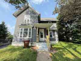 featured image of 306 N Elm Ave