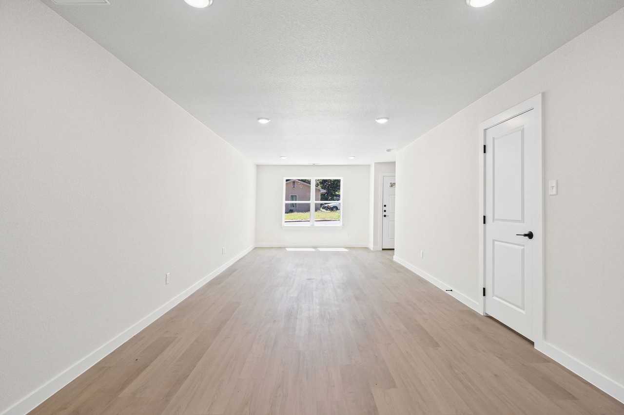 1902 E Avenue G #A - Photo 7 of 25