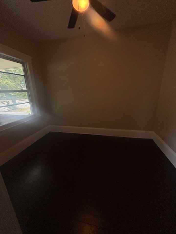 6822 Fleet Ave - Photo 6 of 7