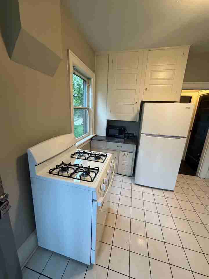 160 E Frambes Ave - Photo 2 of 20