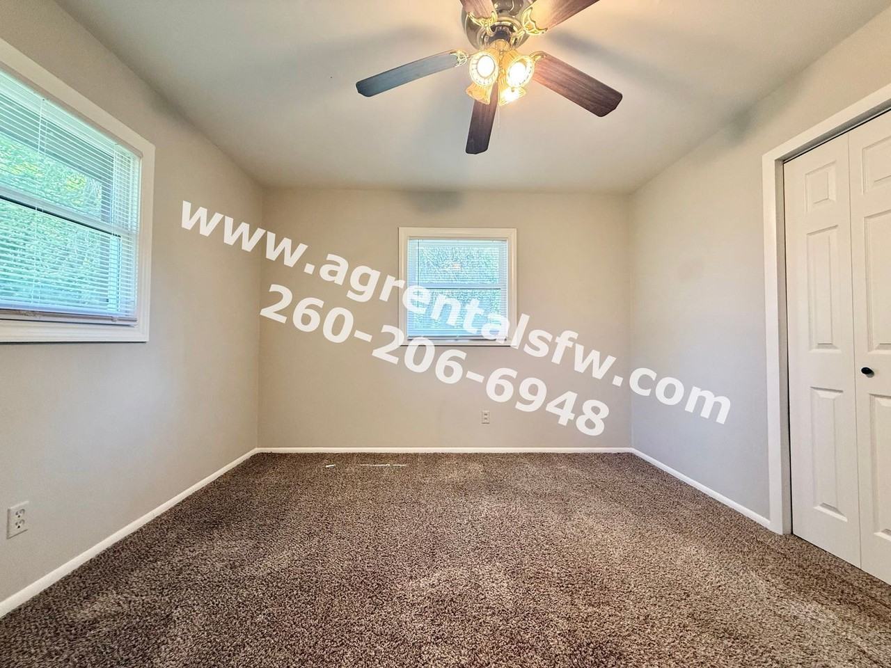 5037 Brook Dr - Photo 6 of 15