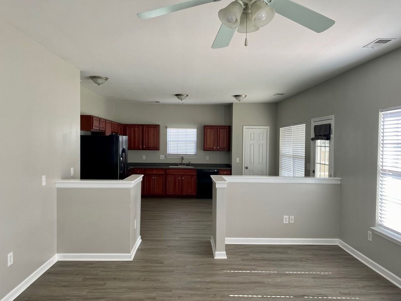 287 Westbrooke Rd - Photo 5 of 21