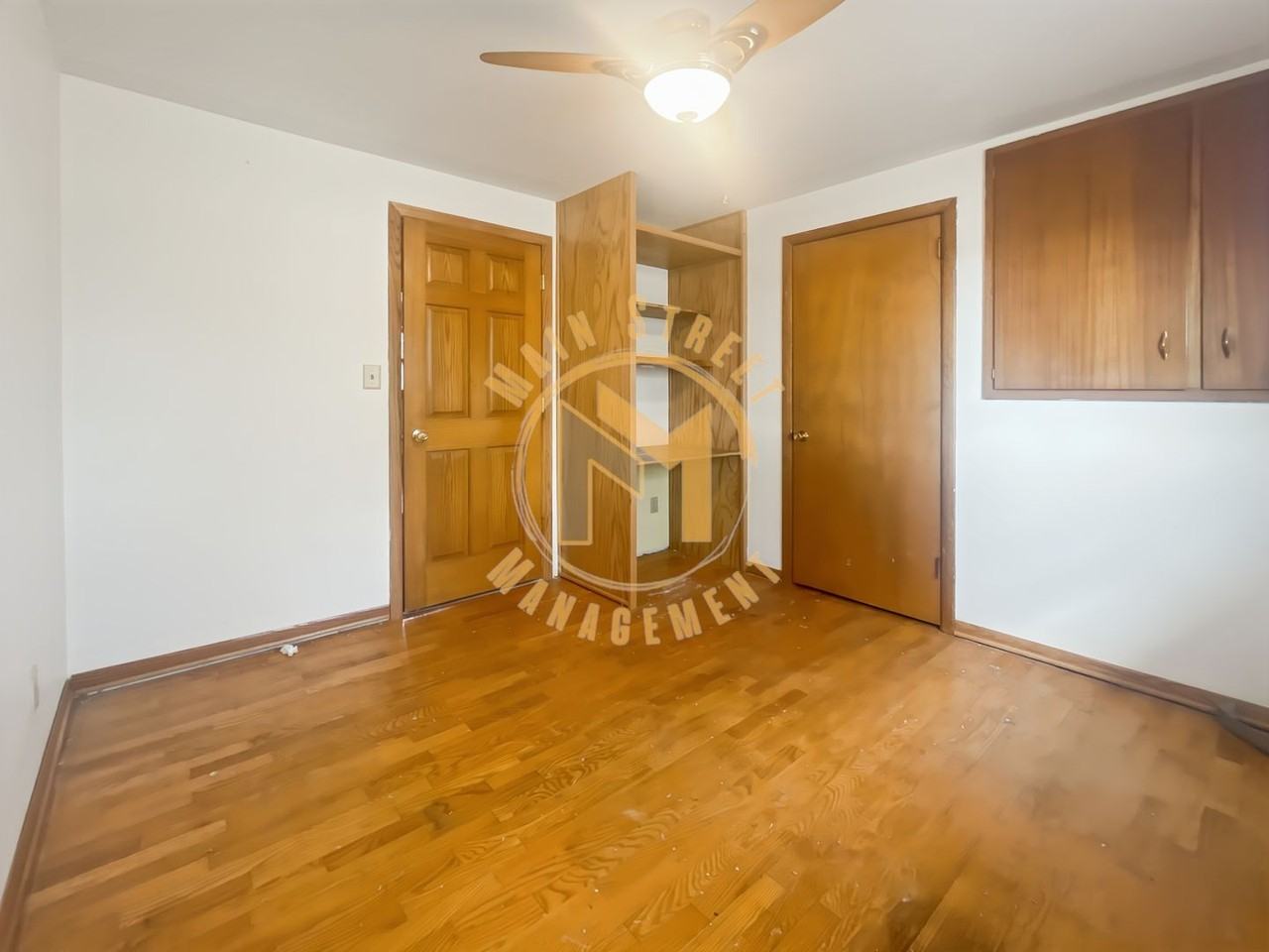 1110 Lourdes Ave - Photo 4 of 14