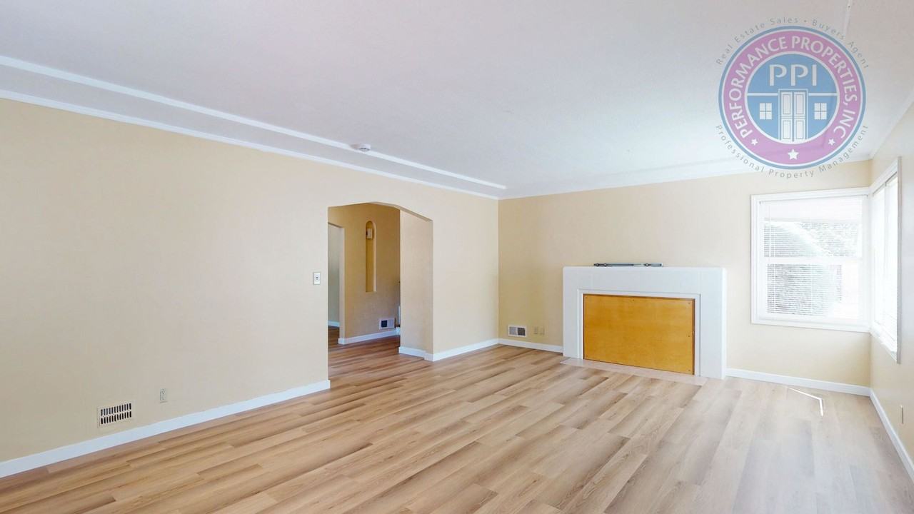 4771 N Willamette Blvd - Photo 5 of 38