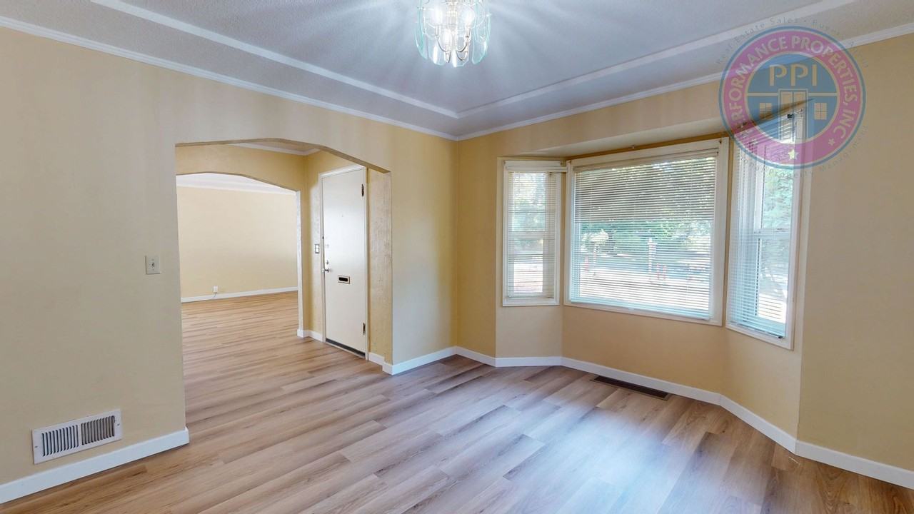 4771 N Willamette Blvd - Photo 7 of 38