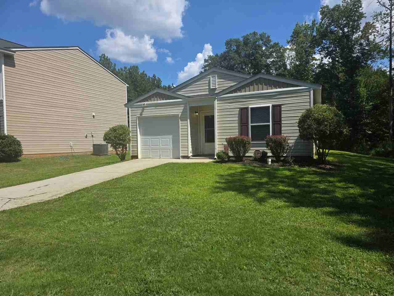 319 Alice Ave - Photo 2 of 12