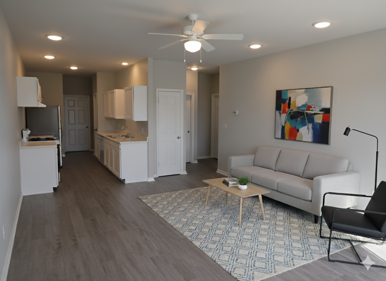Lakeshore Pointe - Photo 3 of 4