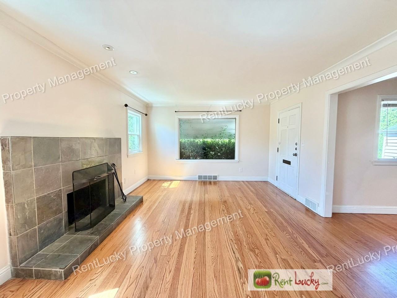 2130 Montvale Pl W - Photo 2 of 35