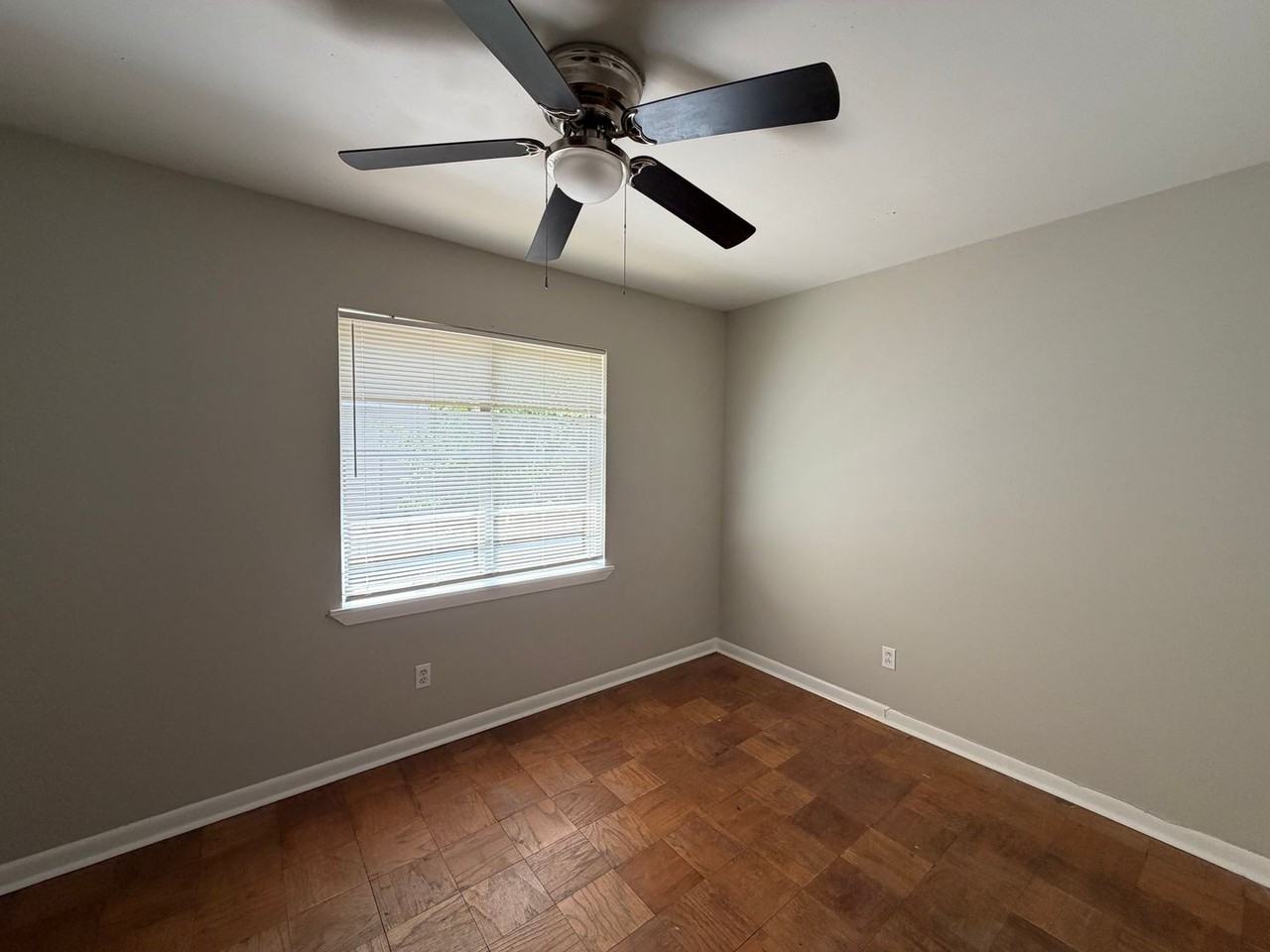 9442 Normandie Dr - Photo 7 of 12