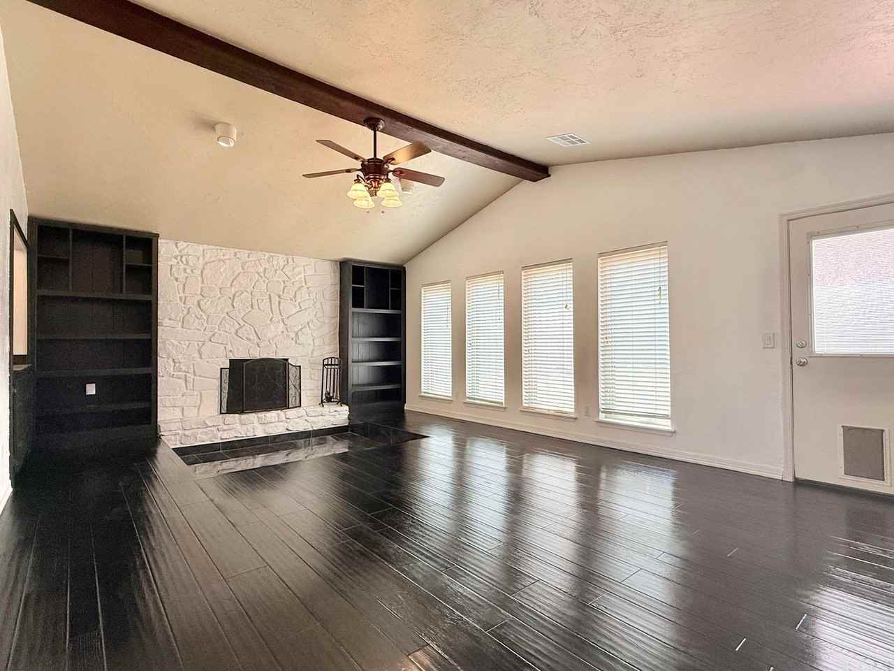 8205 Karla Ln - Photo 6 of 25