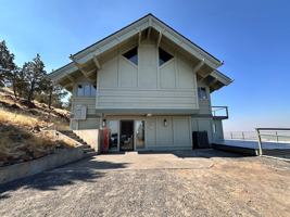 featured image of 10747 Sw Mintken Rd