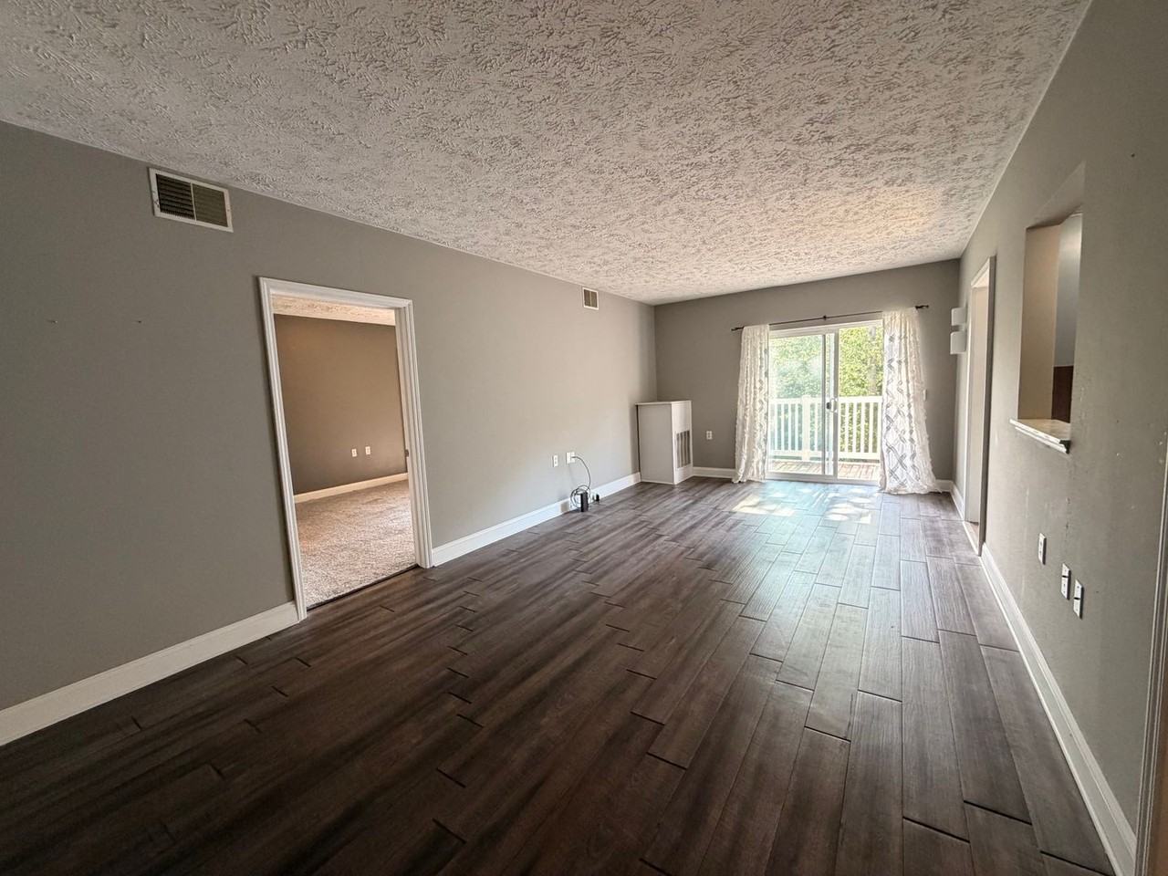 5712 E Town Dr - Photo 7 of 25