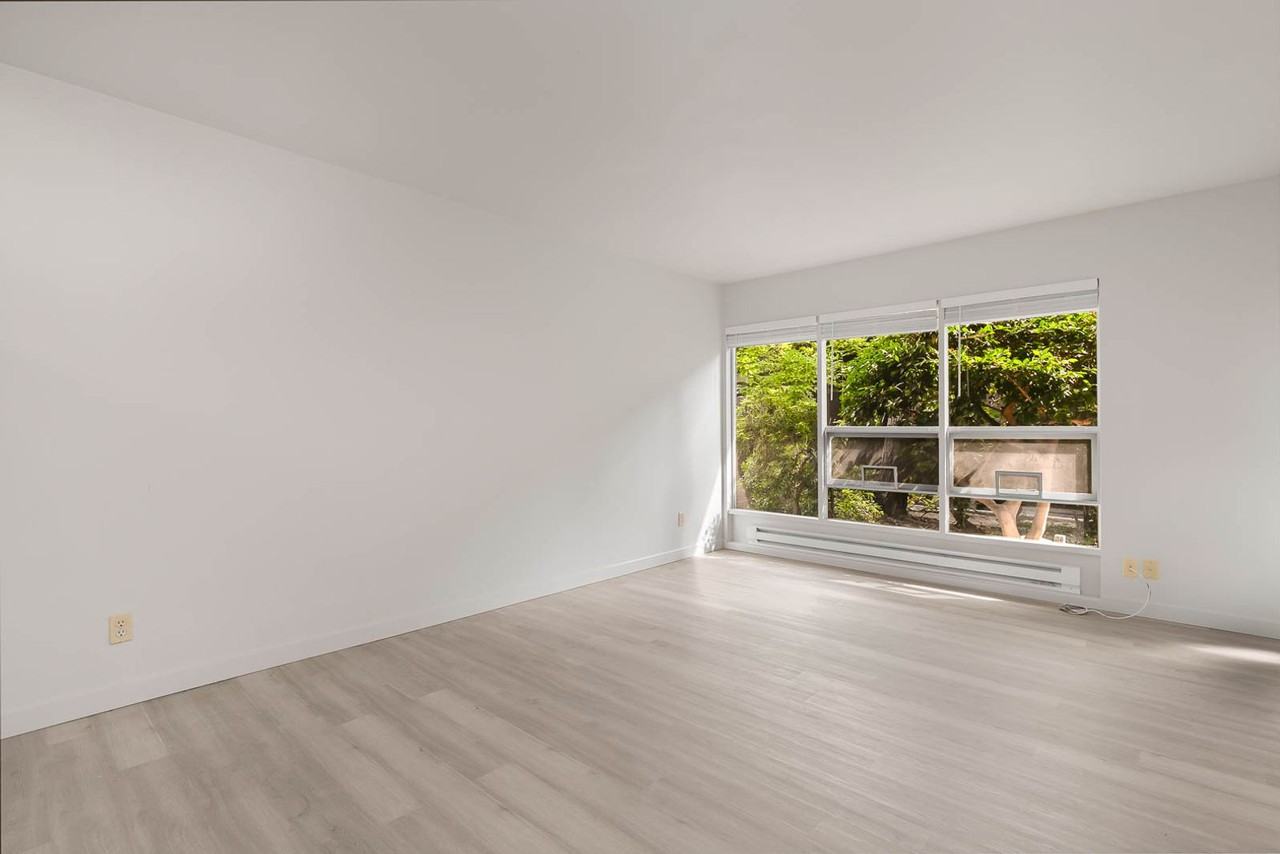 860 100th Ave Ne - Photo 6 of 19