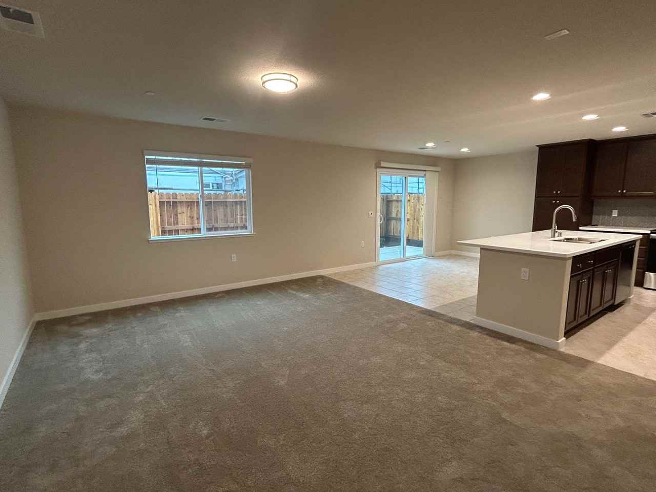 479 Lemongrass St - Photo 2 of 23