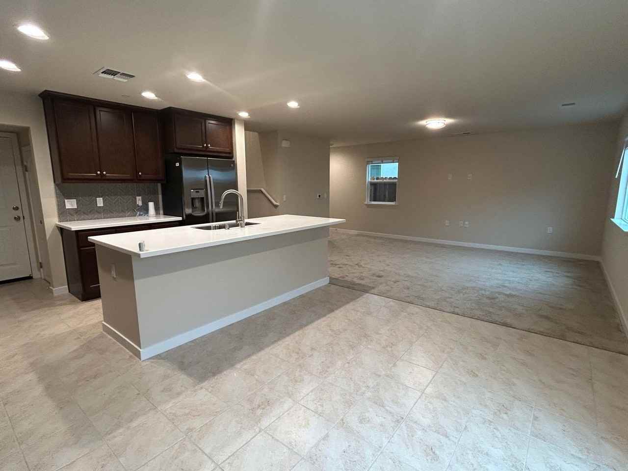 479 Lemongrass St - Photo 5 of 23